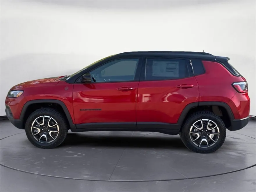 2026 Jeep Compass Trailhawk photo 1