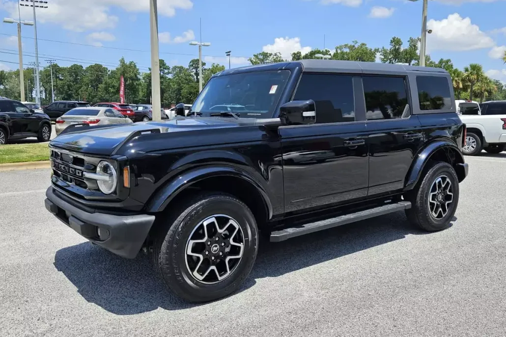 2022 Ford Bronco Base Big Bend Black Diamond Outer Banks photo 1