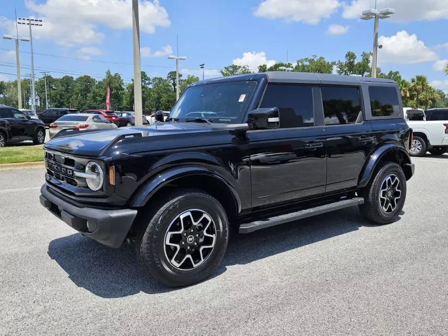 2022 Ford Bronco Base Big Bend Black Diamond Outer Banks photo 1