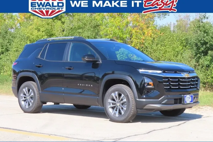 2026 Chevrolet Equinox LT photo 1