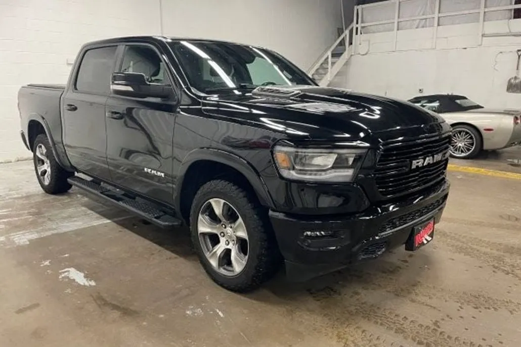 2020 Ram 1500 Laramie photo 1