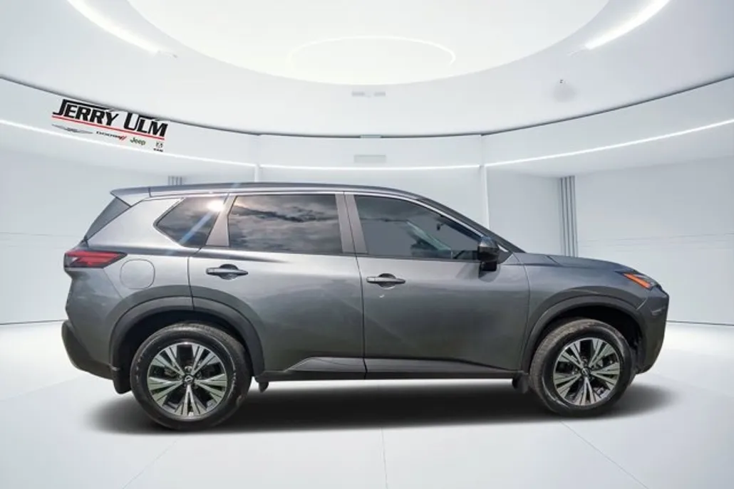 2023 Nissan Rogue SV photo 1