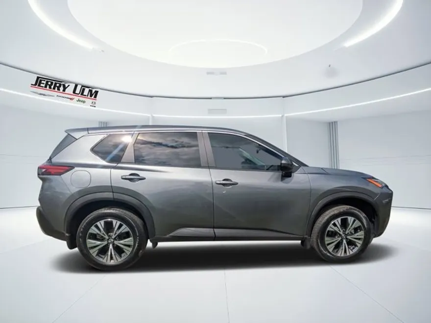 2023 Nissan Rogue SV photo 1