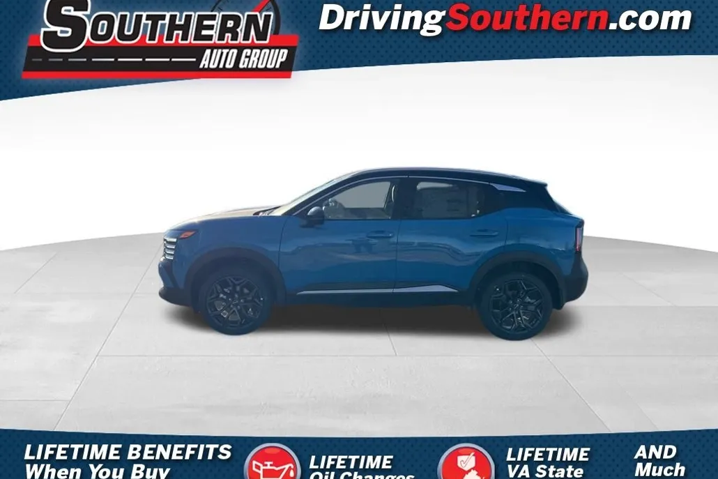 2025 Nissan Kicks SR photo 1