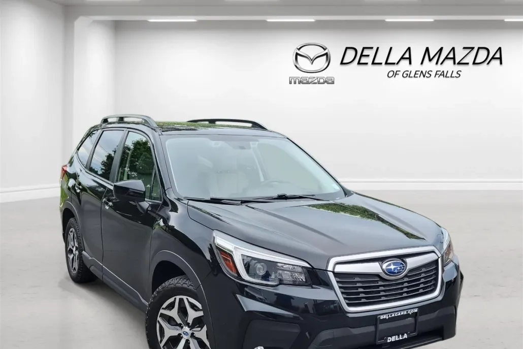 2021 Subaru Forester Premium photo 1