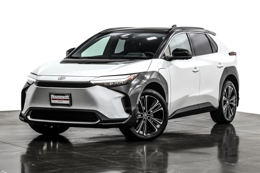 2024 Toyota bZ4X Limited photo 1