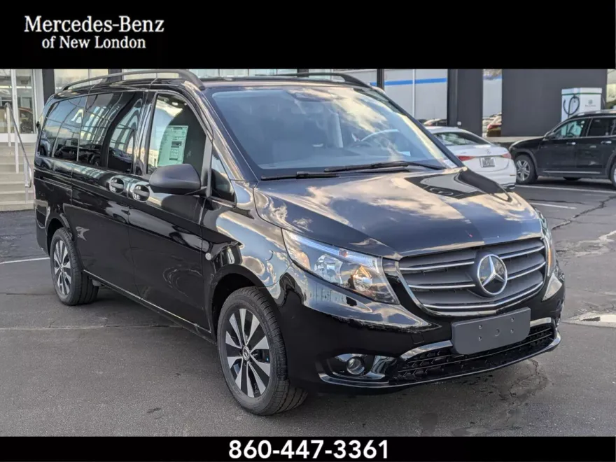 2023 Mercedes Benz Metris Passenger Van photo 1