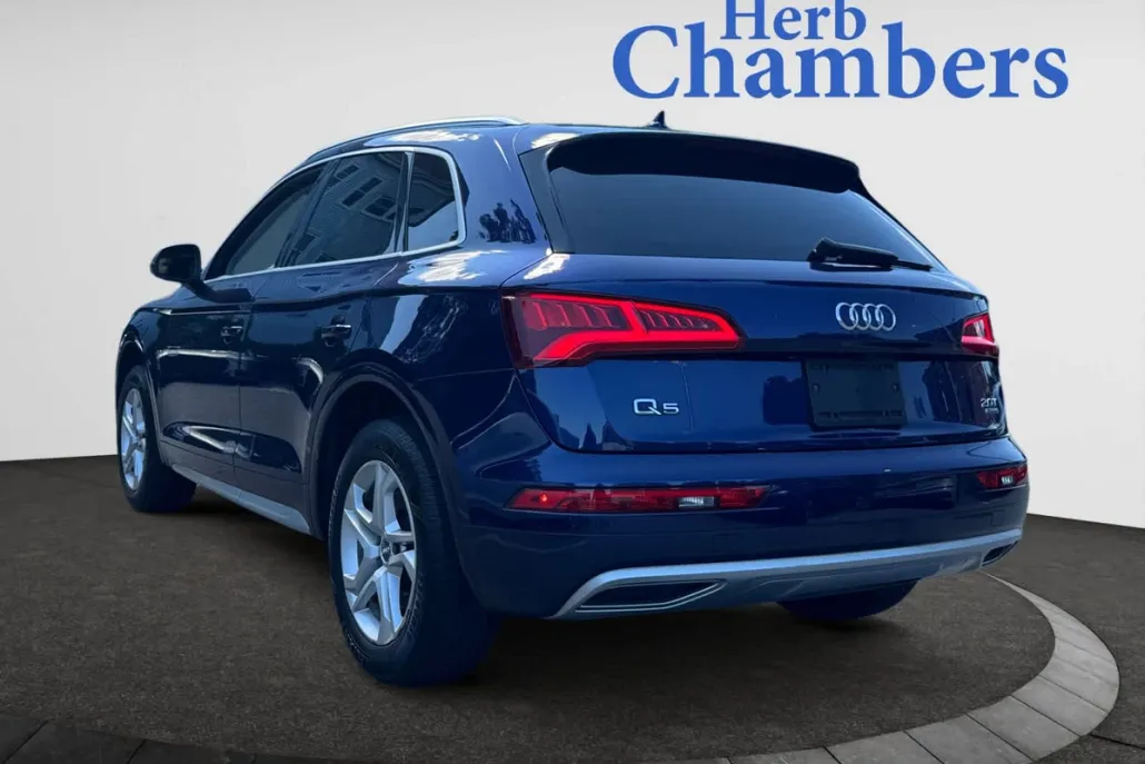 2018 Audi Q5 Premium Plus photo 1