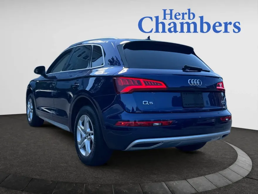 2018 Audi Q5 Premium Plus photo 1