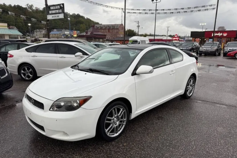 2006 Scion tC Base photo 1
