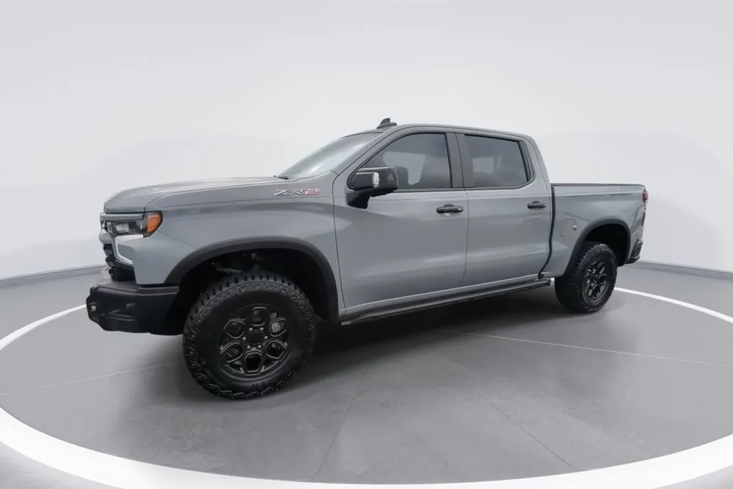 2024 Chevrolet Silverado ZR2 photo 1