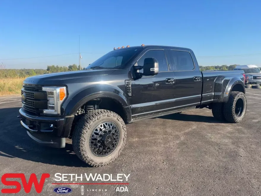 2019 Ford F-450 photo 1