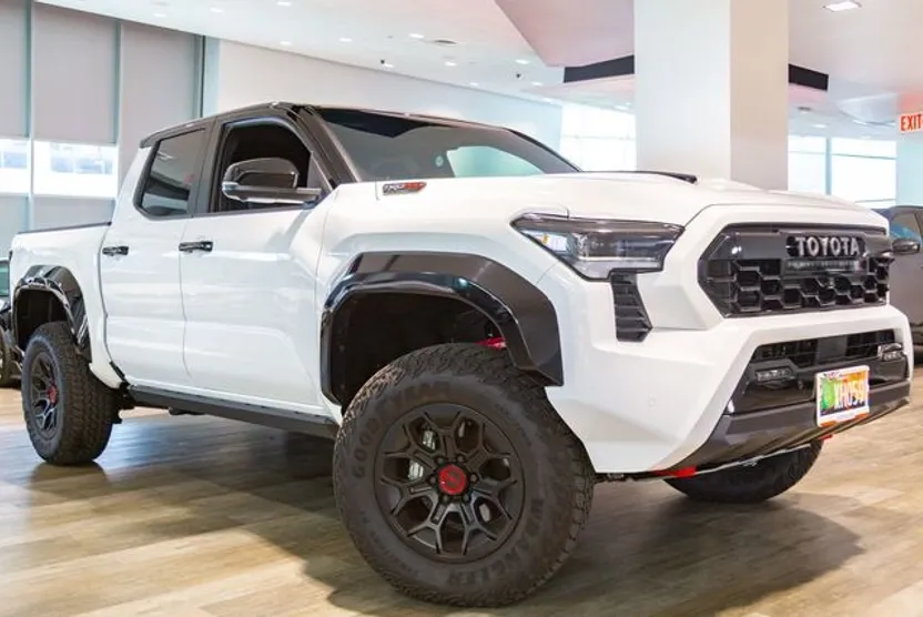 2025 Toyota Tacoma TRD Pro photo 1