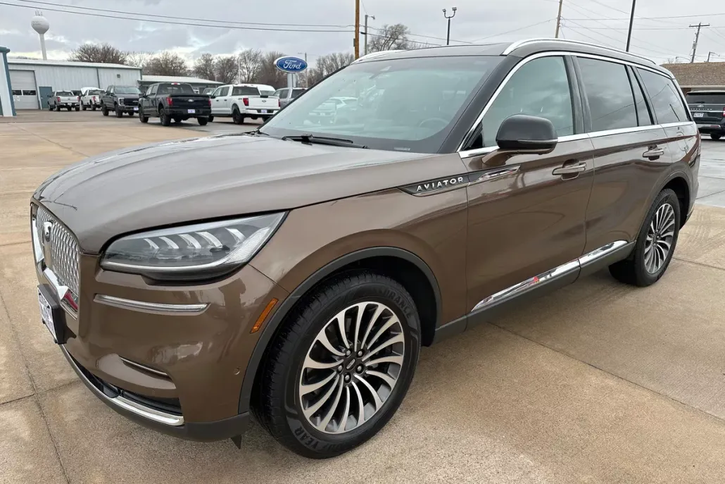 2022 Lincoln Aviator Reserve photo 1