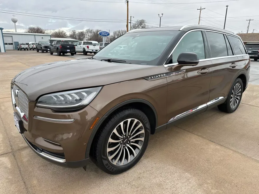 2022 Lincoln Aviator Reserve photo 1