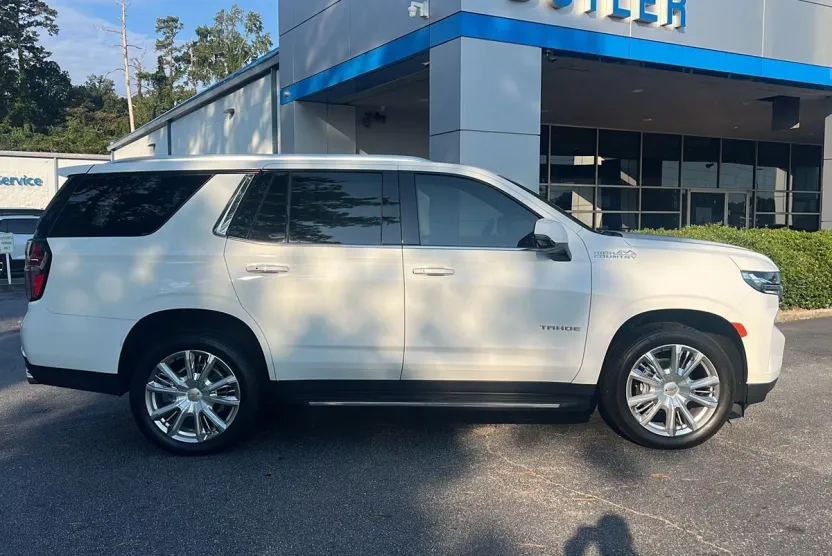 2023 Chevrolet Tahoe High Country photo 1
