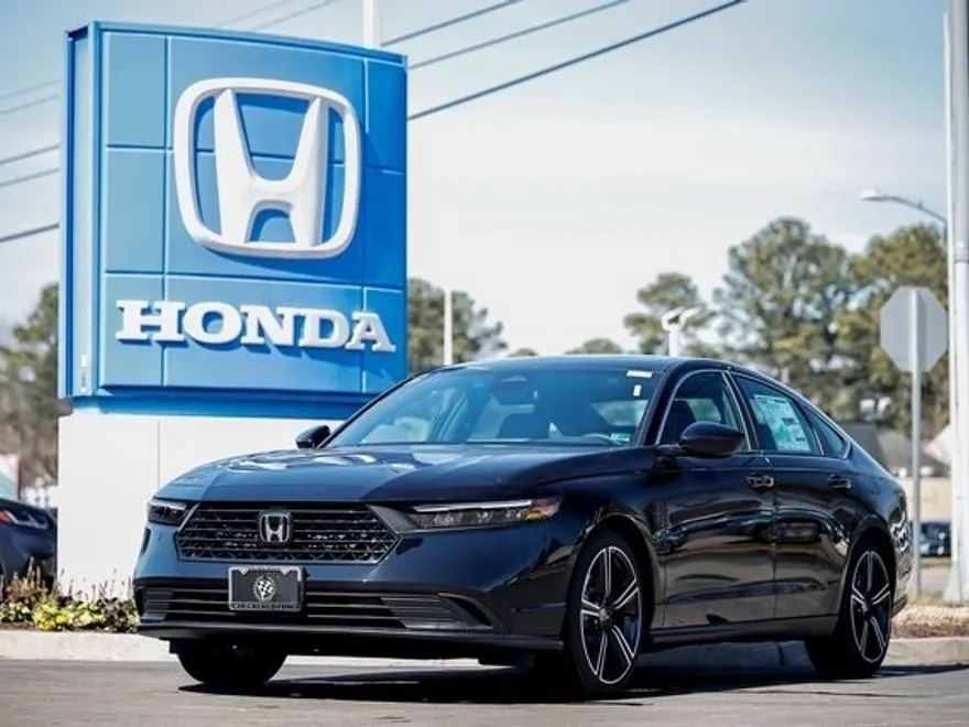 2025 Honda Accord Hybrid Sport photo 1