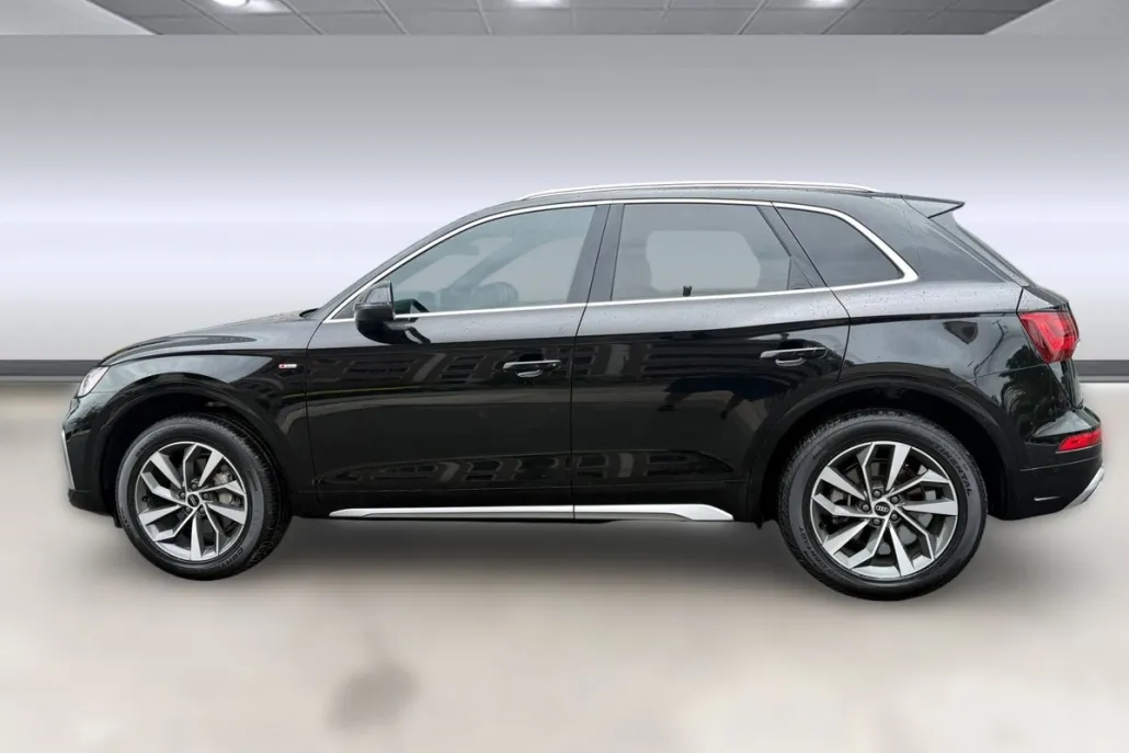 2023 Audi Q5 S line Premium 45 TFSI photo 1