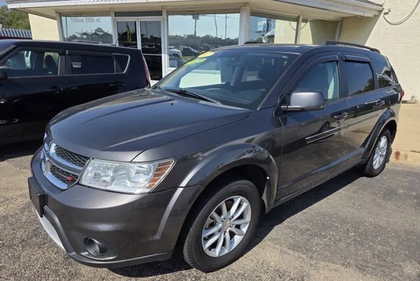 2017 Dodge Journey SXT photo 1