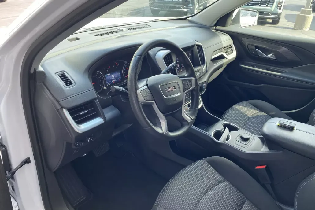 2024 Gmc Terrain SLE photo 1