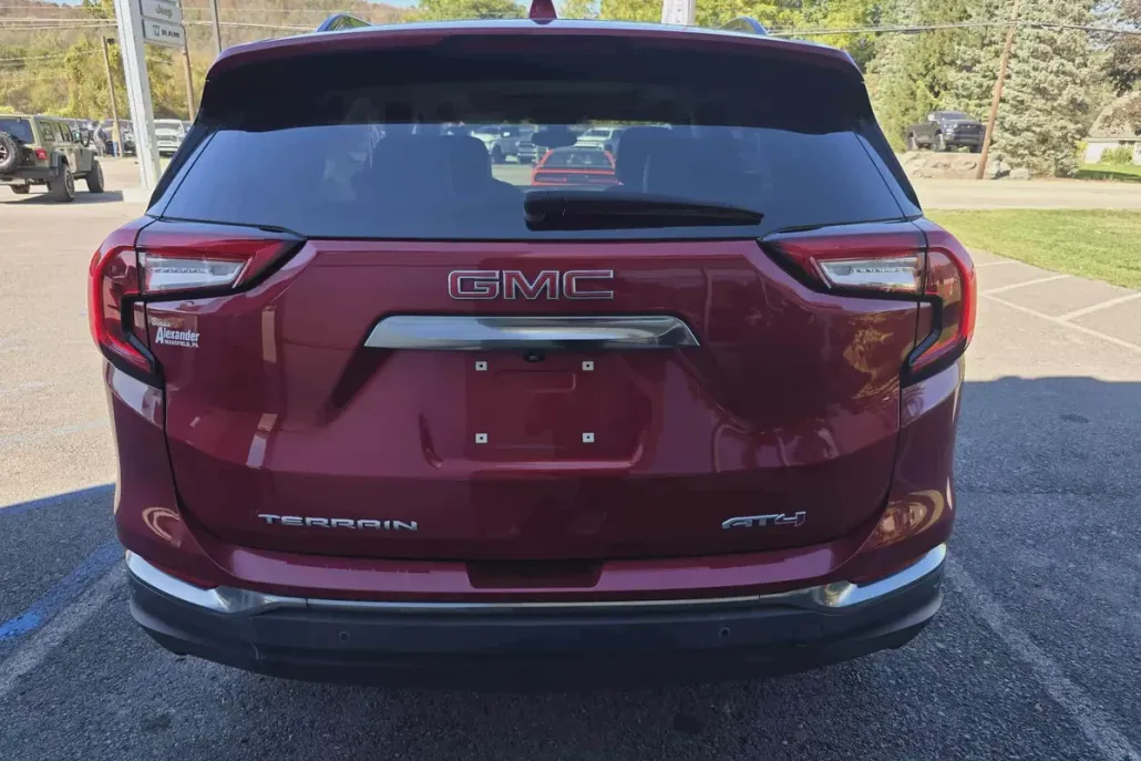 2024 Gmc Terrain AT4 photo 1