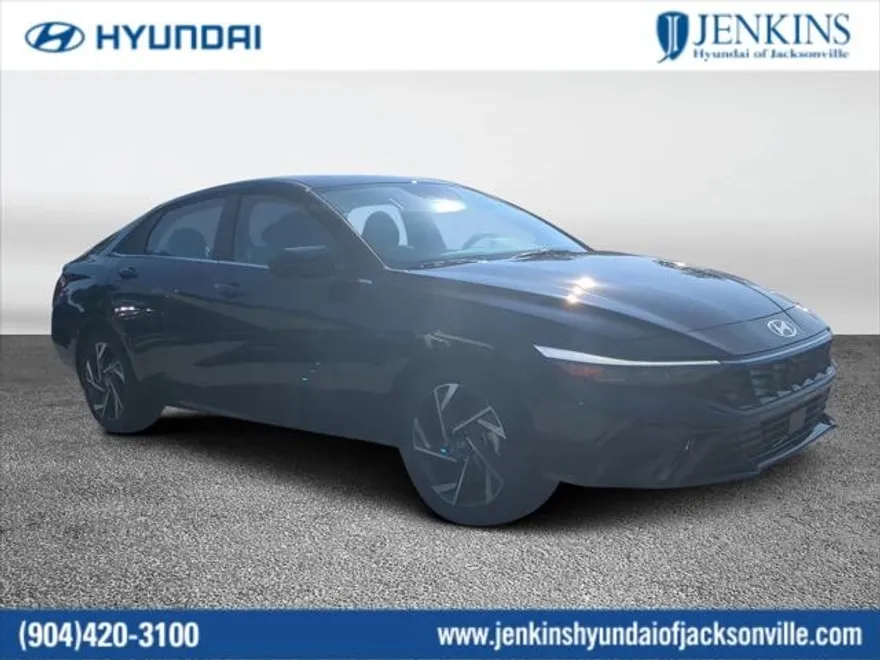 2025 Hyundai Elantra SEL Convenience photo 1