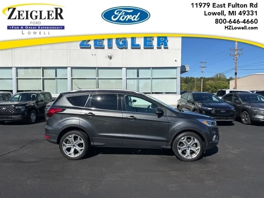 2019 Ford Escape Titanium photo 1