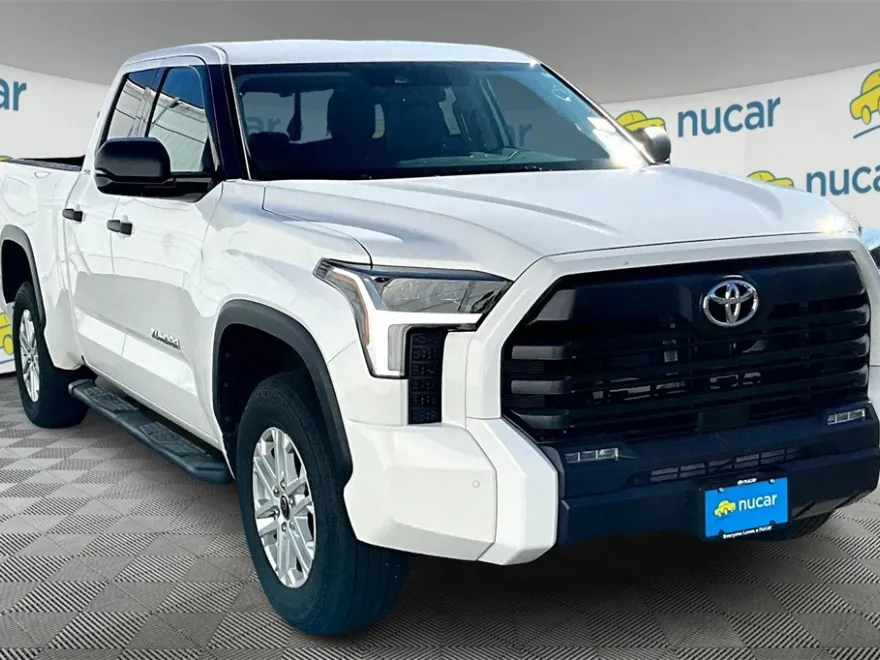 2018 Toyota Tundra SR5 photo 1