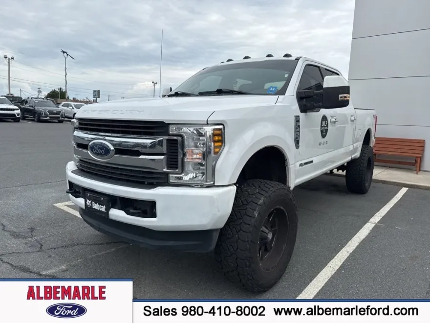 2018 Ford F-250 photo 1