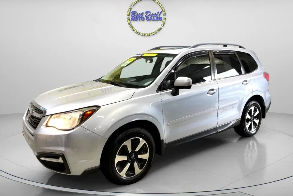 2017 Subaru Forester 2.5i Limited photo 1