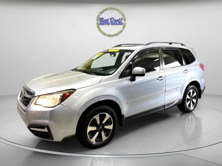 2017 Subaru Forester 2.5i Limited photo 1