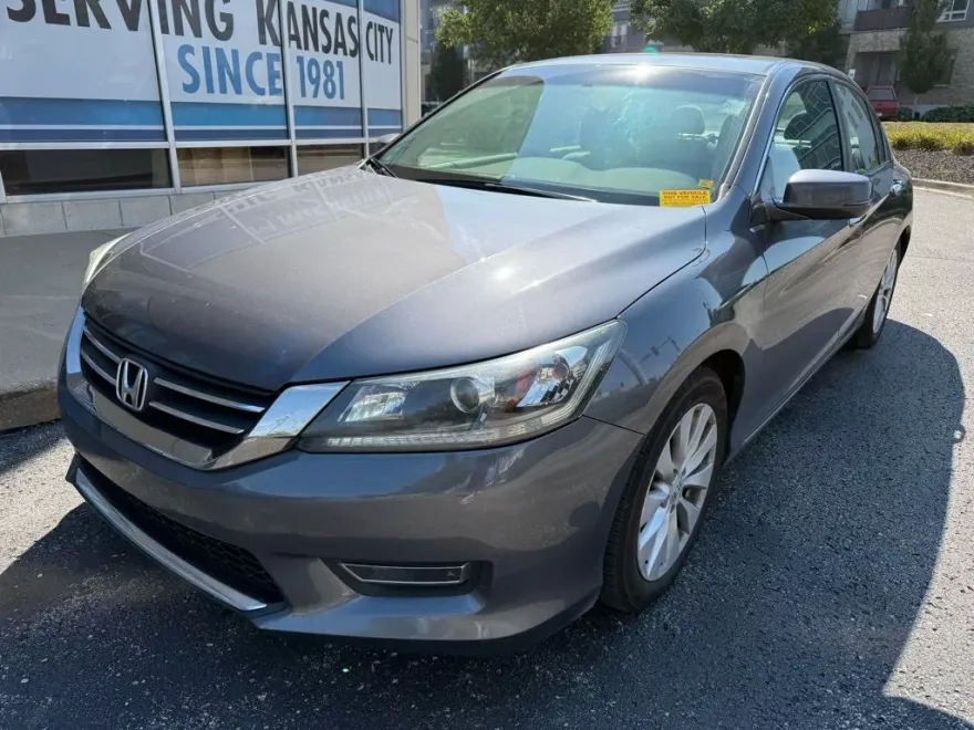 2013 Honda Accord EX photo 1