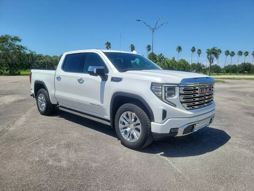 2023 Gmc Sierra Denali photo 1