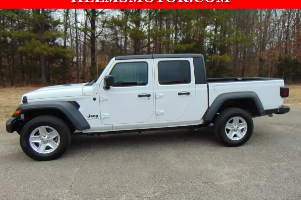 2023 Jeep Gladiator Sport photo 1
