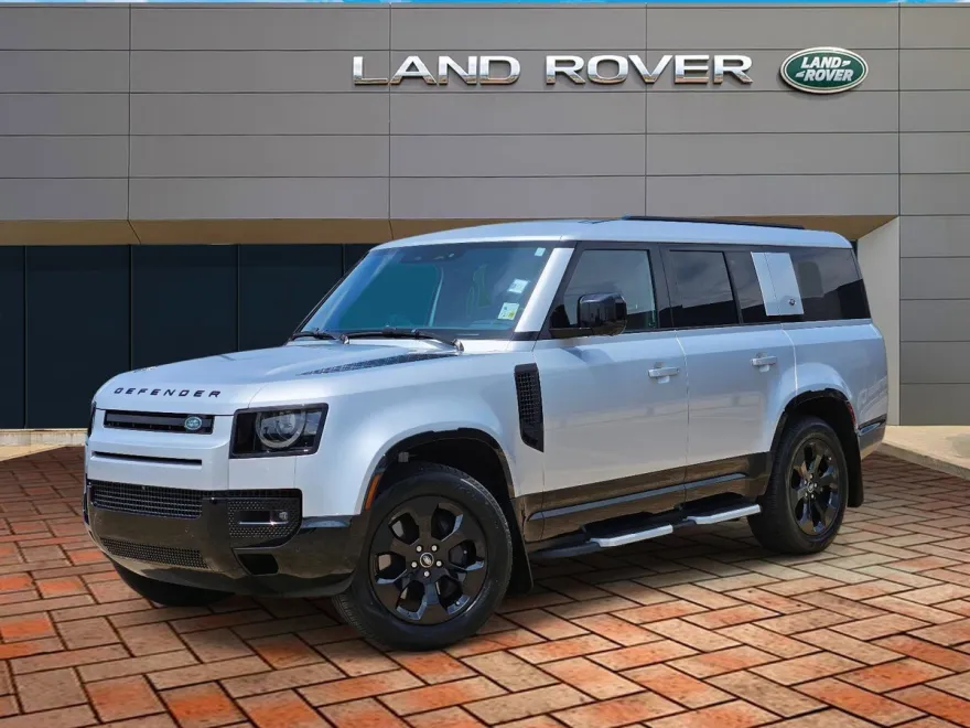 2024 Land Rover Defender X-Dynamic SE photo 1