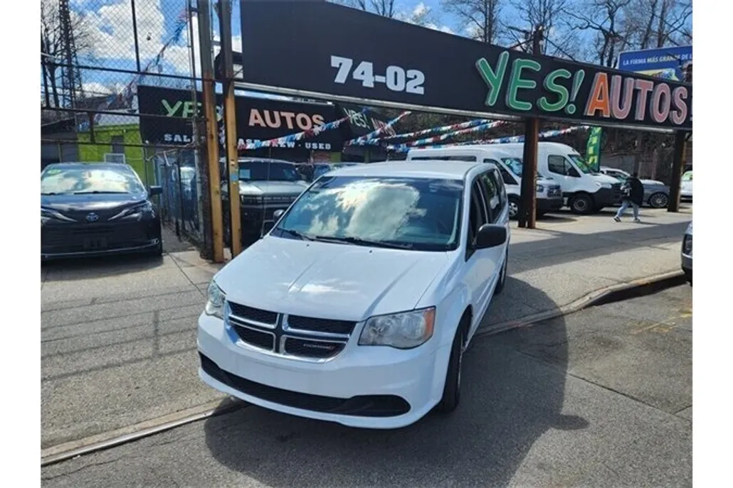 2017 Dodge Grand Caravan SE photo 1