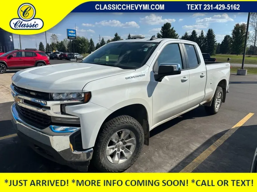 2021 Chevrolet Silverado 1500 LT photo 1