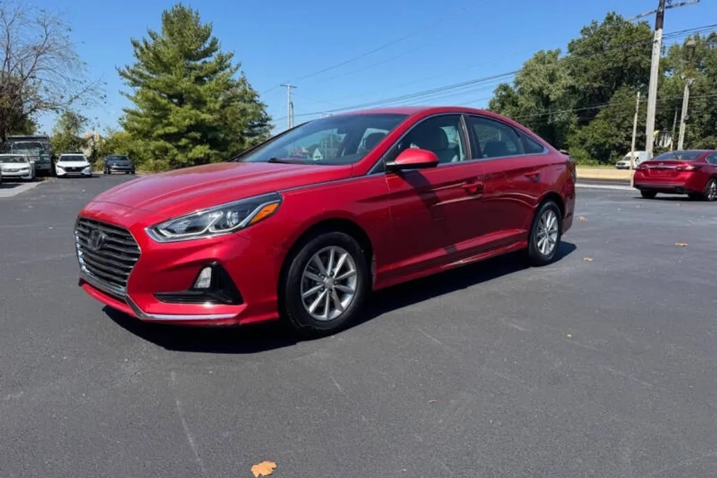 2019 Hyundai Sonata Eco SE photo 1