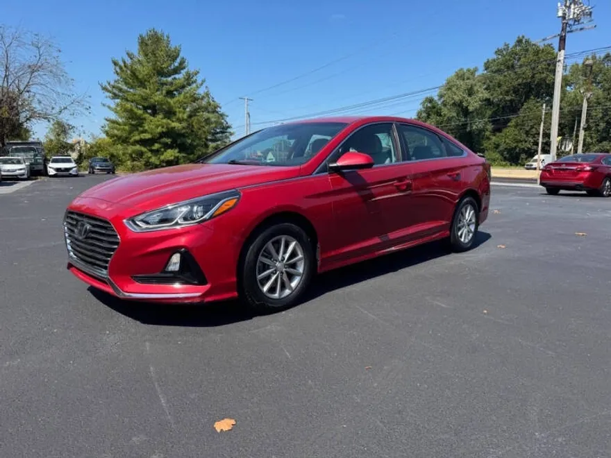 2019 Hyundai Sonata Eco SE photo 1