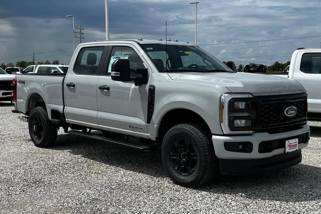 2025 Ford F-250 photo 1