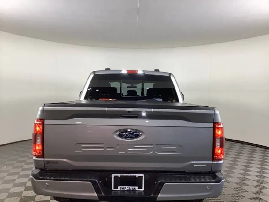2023 Ford F-150 XLT photo 1
