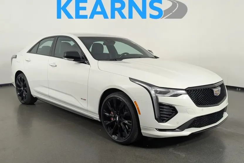 2022 Cadillac CT4 photo 1