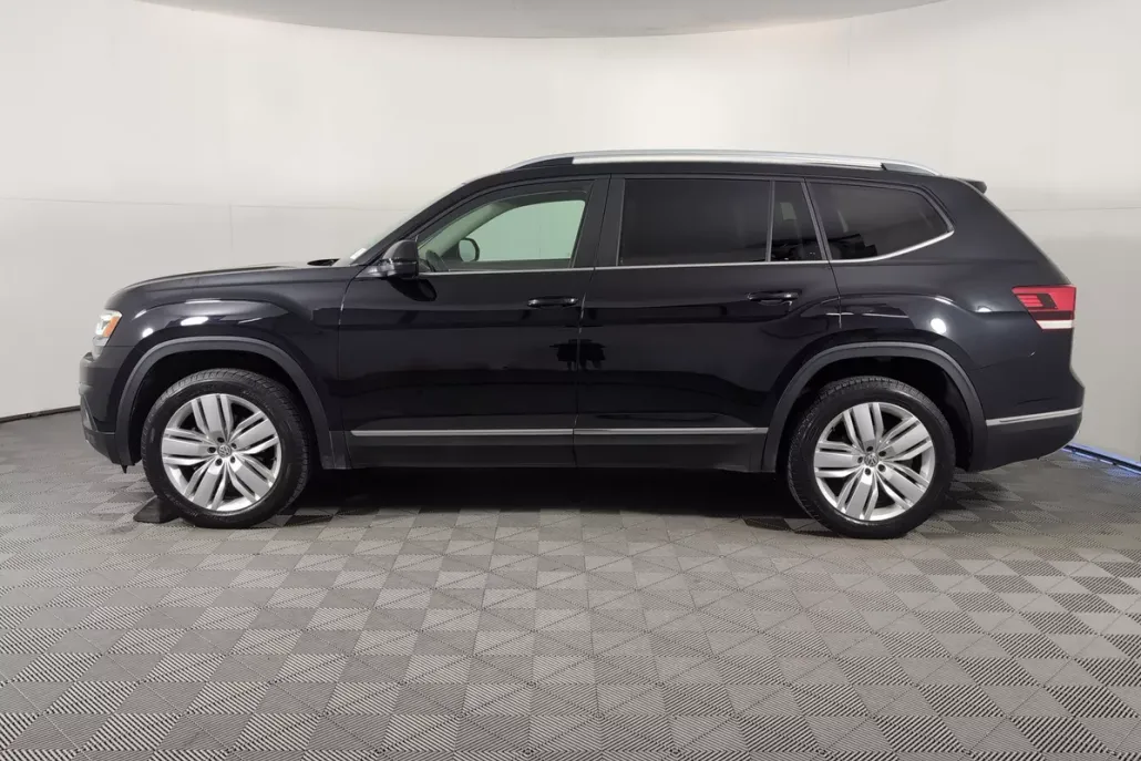 2019 Volkswagen Atlas V6 SEL photo 1
