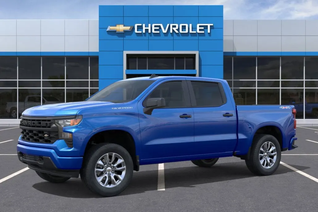 2026 Chevrolet Silverado 1500 Custom photo 1