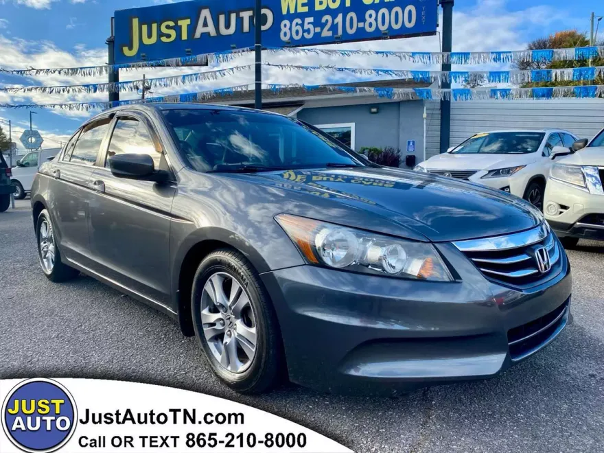 2011 Honda Accord LX-P photo 1