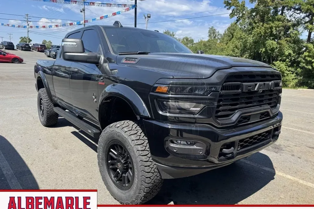 2025 Ram 2500 Big Horn photo 1