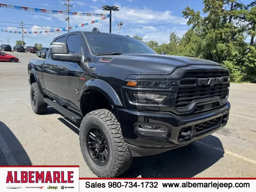 2025 Ram 2500 Big Horn photo 1
