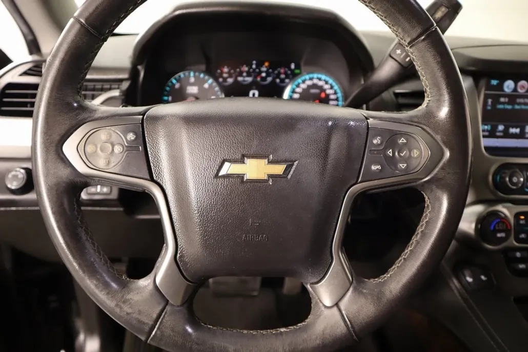 2017 Chevrolet Tahoe LT photo 1