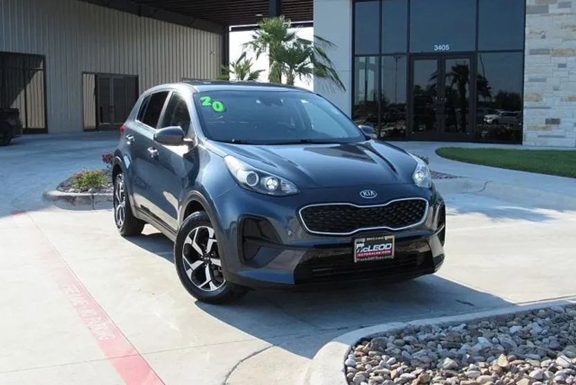 2020 Kia Sportage LX photo 1