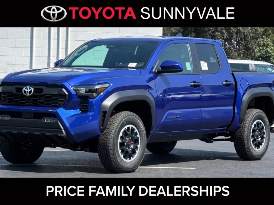 2025 Toyota Tacoma TRD Off-Road 4x4 Double Cab photo 1